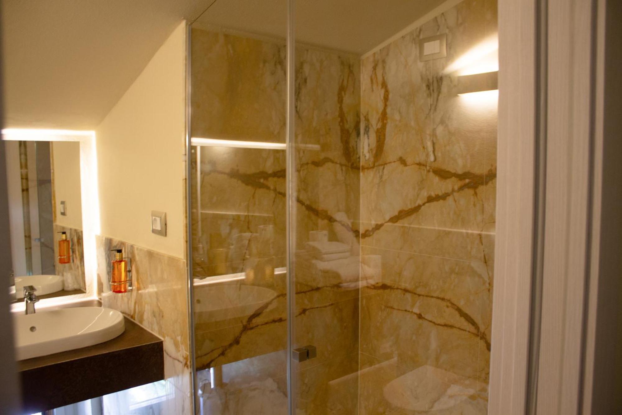Doride Suites Boutique Hotel Marina Di Carrara Eksteriør bilde